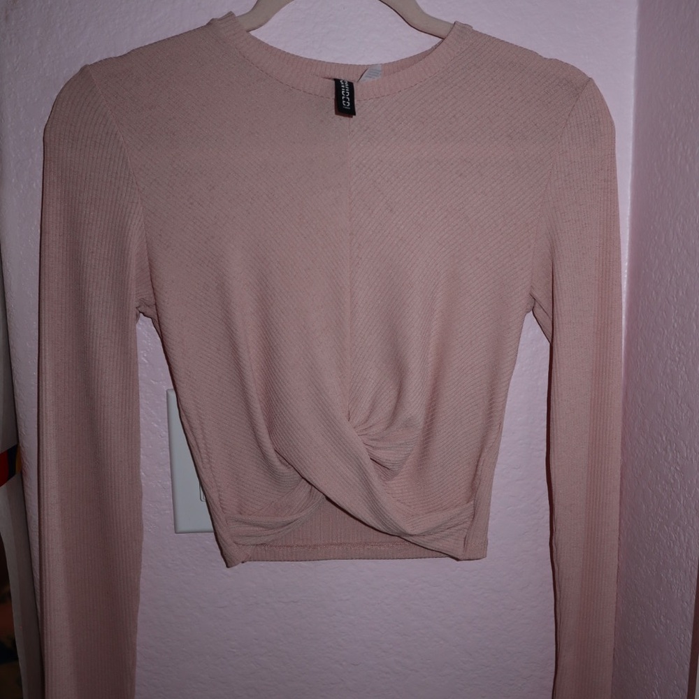 H&M light pink long sleeve